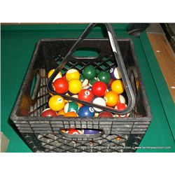 Box: Pool Table Balls, Triangle