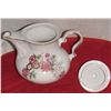 Image 2 : Teapot with flowers