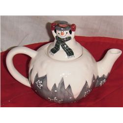 Snowman teapot