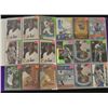 Image 2 : SAMMY SOSA BINDER OF 121 BASEBALL CARDS