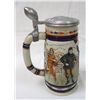 Image 2 : AVON STEIN/MUG GREAT AMERICAN FOOTBALL & ERNIE BANKS BASEBALL BAT COORS BOTTLE