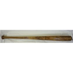 ERNIE BANKS CHICAGO CUBS HOF AUTOGRAPHED LOUISVILLE SLUGGER BASEBALL BAT
