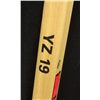 Image 5 : STEVE YZERMAN AUTOGRAPHED LOUISVILLE PRO-GLO YZERMAN STICK w/ COA