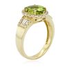 Image 3 : 14KT Yellow Gold 1.82ct Peridot and Diamond Ring
