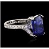 Image 2 : 14KT White Gold 5.67ct Tanzanite and Diamond Ring