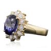 Image 2 : 14KT Yellow Gold 5.48ct Tanzanite and Diamond Ring