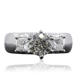 14KT White Gold 1.79ctw Diamond Ring