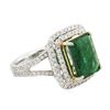 Image 2 : 14KT Two-Tone Gold 4.90ct Emerald and Diamond Ring