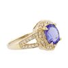 Image 2 : 14KT Yellow Gold 1.85ct Tanzanite and Diamond Ring