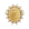 Image 1 : 14KT Yellow Gold 4.35ct Opal and Diamond Ring