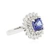 Image 2 : 14KT White Gold 3.23ct Sapphire and Diamond Ring