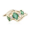 Image 1 : 10KT Yellow Gold 0.40ctw Emerald and Diamond Ring