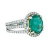 Image 2 : 14KT Two-Tone Gold 2.21ct Emerald and Diamond Ring
