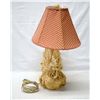 Image 1 : Composition Rooster Lamp with Gingham Shade
