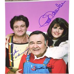 Mork and Mindy cast signed 11x14