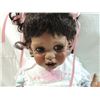 Image 2 : PRECIOUS HEIRLOOMS FAYZAH SPANOS PEPPERMINT CUDDLE