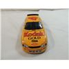 Image 2 : ACTION RACING BOBBY HAMILTON 4 KODAK BANK