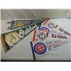 Image 1 : LOT 5 VINTAGE ASSORTED BASEBALL & TRAVEL PENNANTS