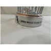 Image 2 : 2005 WORLD SERIES CHAMPIONS TROPHY REPLICA STATUE