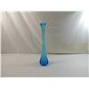 Image 2 : VINTAGE FLUTED BLUE VASE