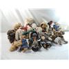 Image 1 : LOT 16 ASSORTED COTTAGE COLLECTIBLES BEARS & FRIEN