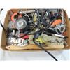 Image 3 : JACKPOT BOX ASSORTED HOUSEHOLD REPAIR ITEMS