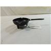 Image 2 : HOLLOWWARE CAST IRON FOOTED ASHTRAY