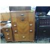 Image 2 : ART DECO VINTAGE STANDING DRESSER