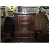 Image 2 : BEAUTIFUL ASIAN INSPIRED HUTCH CHINA CABINET