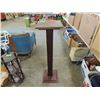 Image 1 : TALL WOODEN PLANT STAND