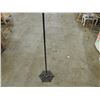Image 3 : ANTIQUE FLOOR LAMP METAL LAMP