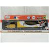 Image 2 : PITTSBURGH PIRATES TRACTOR TRAILER COLLECTIBLE