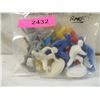 Image 2 : LOT 11 VINTAGE RARE BASEBALL STATUES