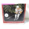 Image 2 : HALLMARK KEEPSAKE MARIO LEMIEUX ORNAMENT