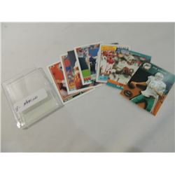 LOT 8 DAN MARINO FOOTBALL CARDS