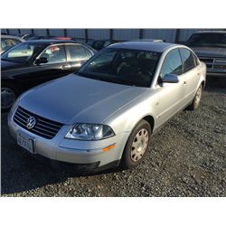 01 Volkswagen Passat New  4dr Sedan - T - DRIVE