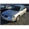 Image 1 : 01 Volkswagen Passat New  4dr Sedan - T - DRIVE