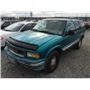 Image 1 : 95 GMC Jimmy 4 Dr  SUV - T - DRIVE-T/P