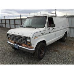 82 FORD VAN - T - DRIVE MC