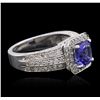 Image 2 : 14KT White Gold 1.33ct Tanzanite and Diamond Ring