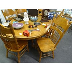 Oak Country Style Oval Dining Table w/6 Chairs (1 Leaf - Minor Marks)