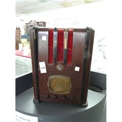 Spartan Antique Radio - Condition Unknown