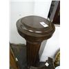Image 2 : Solid Oak Column Pedestal
