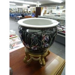 Oriental Vase w/Stand - No Shipping