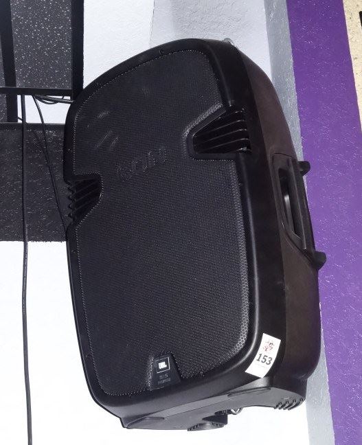 5 JBL 515XT Hanging Speakers 5 Times the Money