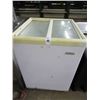 Image 1 : Excellence 2' Frozen Treat Merchandesir - Tested at 4 deg.