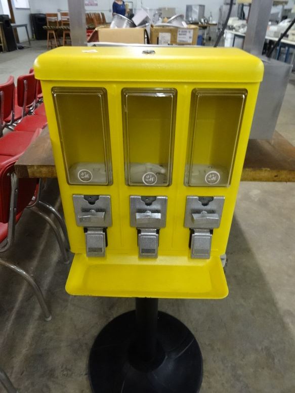 Vending Machine (No Keys) Open