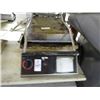Image 1 : Star Large Sandwih Press