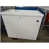 Image 1 : Igloo 3' Chest Freezer