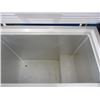 Image 2 : Igloo 3' Chest Freezer